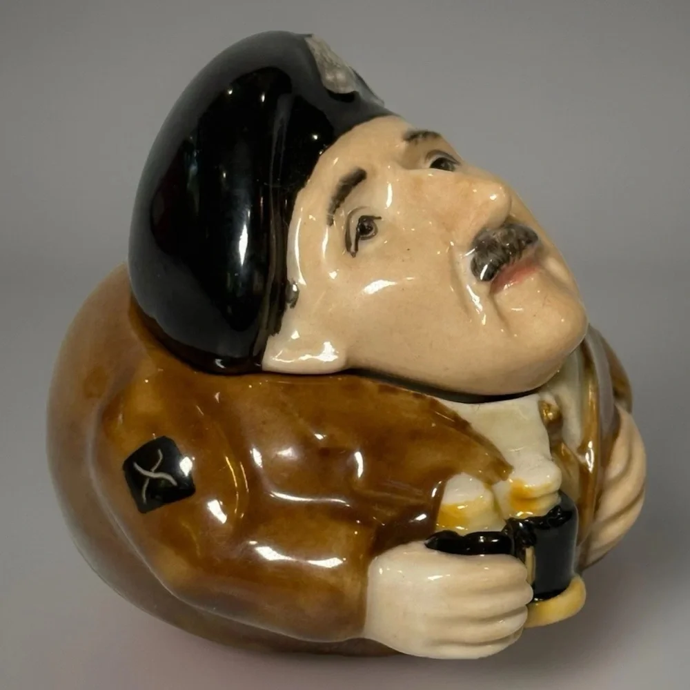 Kevin Francis Face Pot Field Marshall Montgomery Military Dad Signed Rare 2.5" - Picture 3 of 8